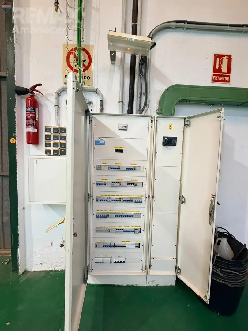 Fabrikhallen zur Miete in Castelló de Rugat, Valencia