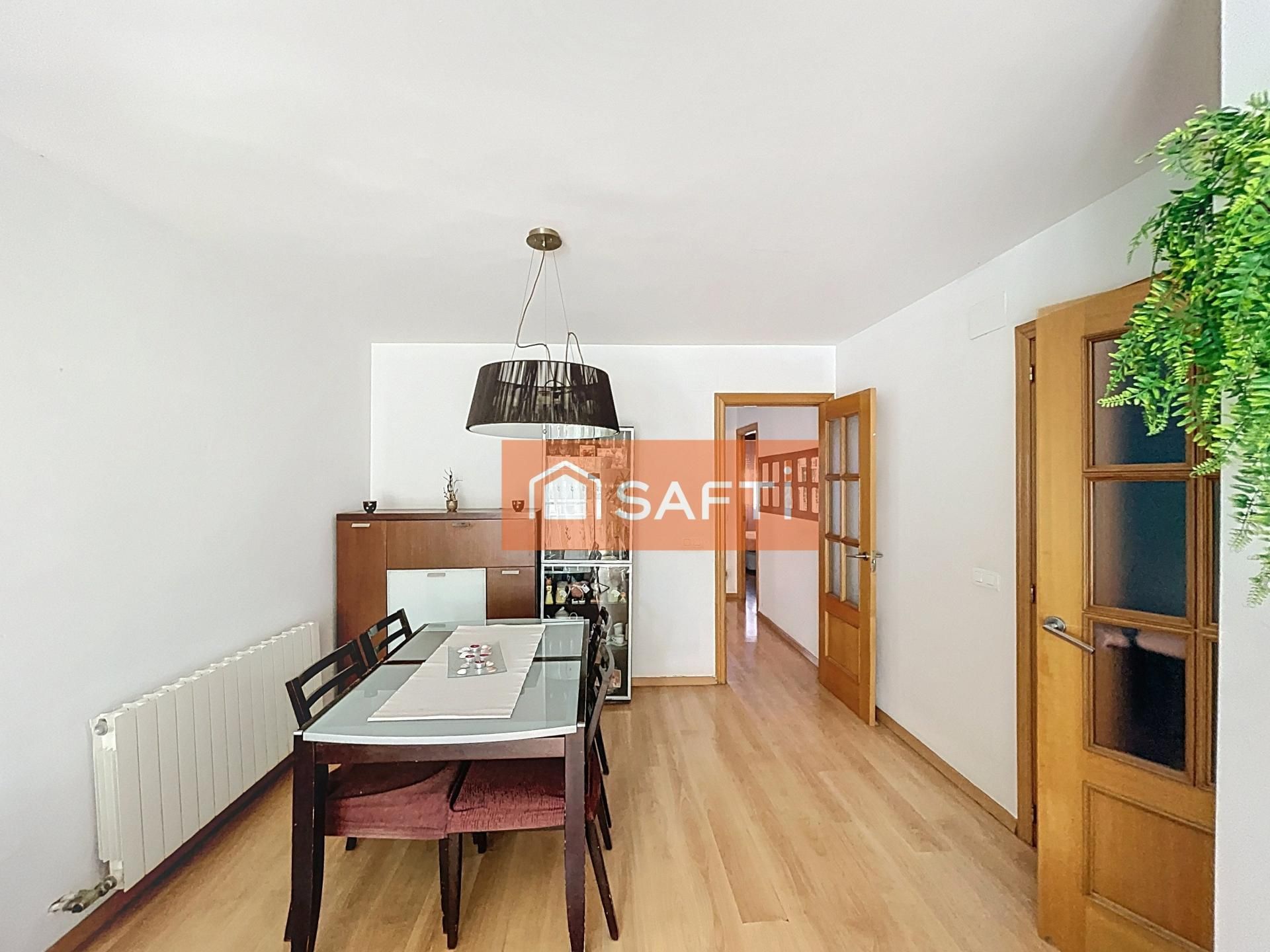 Exterior view of Flat for sale in Santa Margarida I Els Monjos  with Terrace and Balcony