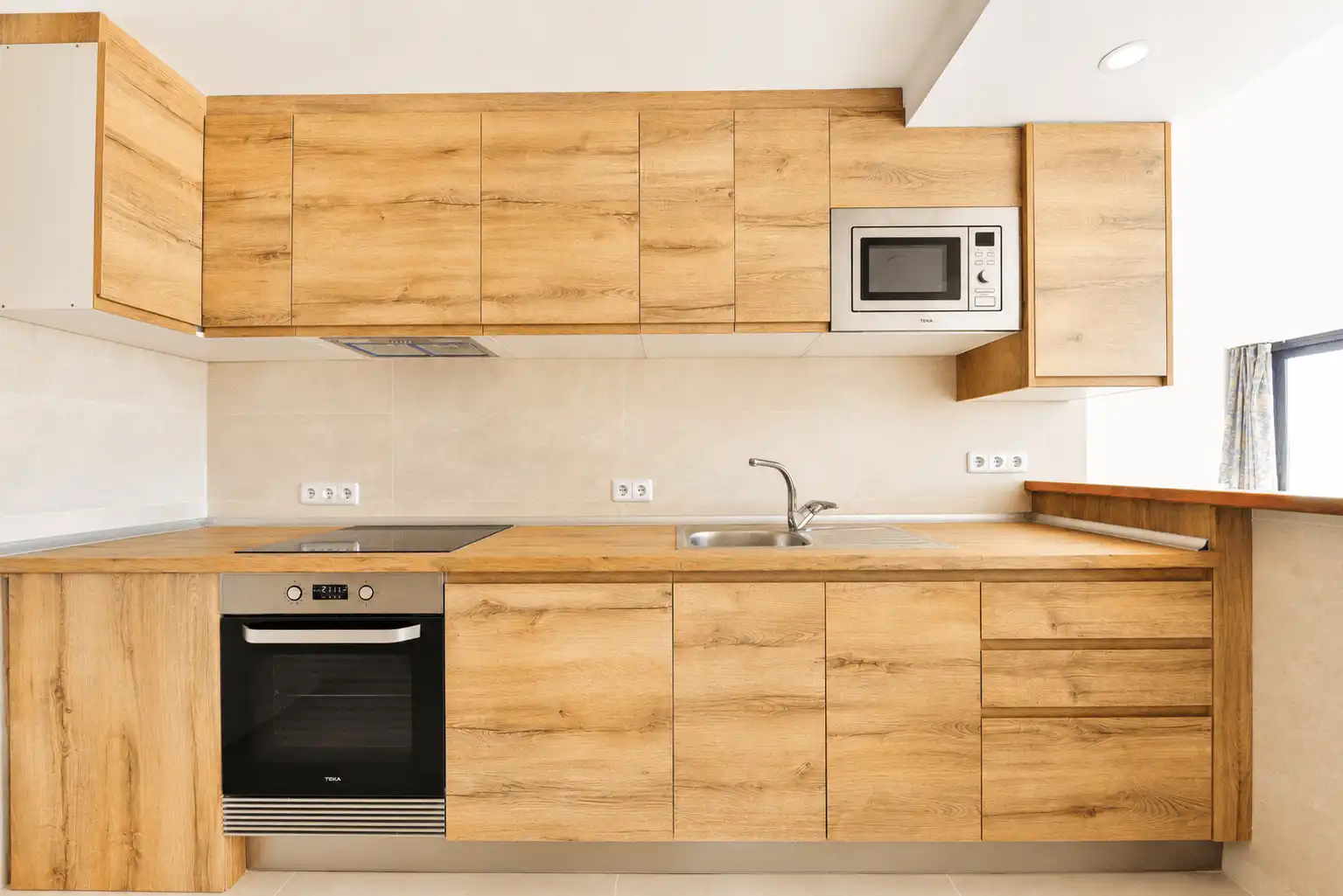 Kitchen of Apartments for rent in Manacor  with Air Conditioner and Balcony