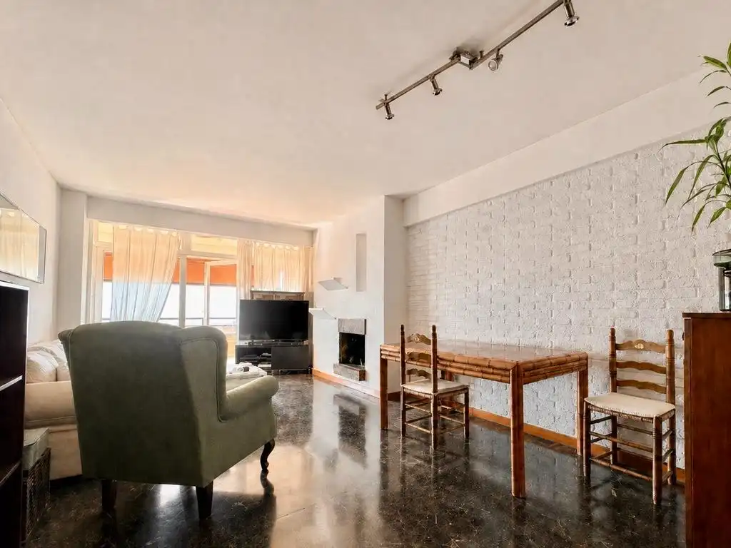 Sala de estar de Piso en venta en Vilassar de Mar con Calefacción, Terraza y Balcón