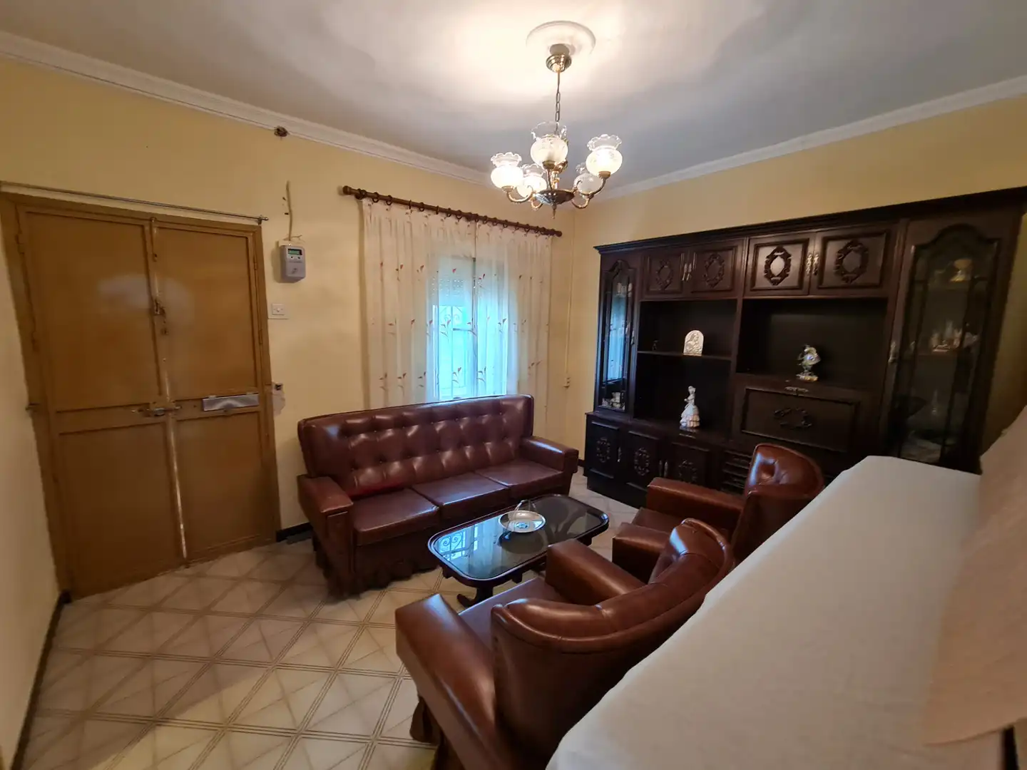 Living room of Houses for sale in Camas  with Air Conditioner, Terrace and Storage room