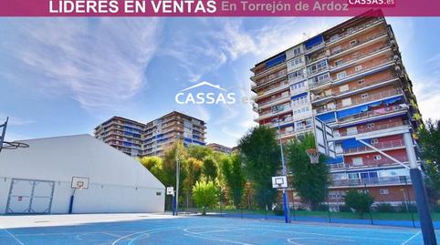 Photo 2 of Flat for sale in Calle del Pozo de las Nieves, Parque Cataluña, Madrid