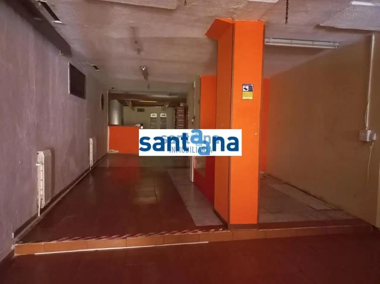 Local comercial en venda a Casco Antiguo, imagen 4