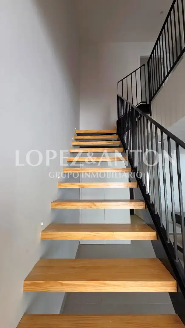 Casa adosada en venta en Benaguasil con Aire acondicionado, Calefacción y Terraza