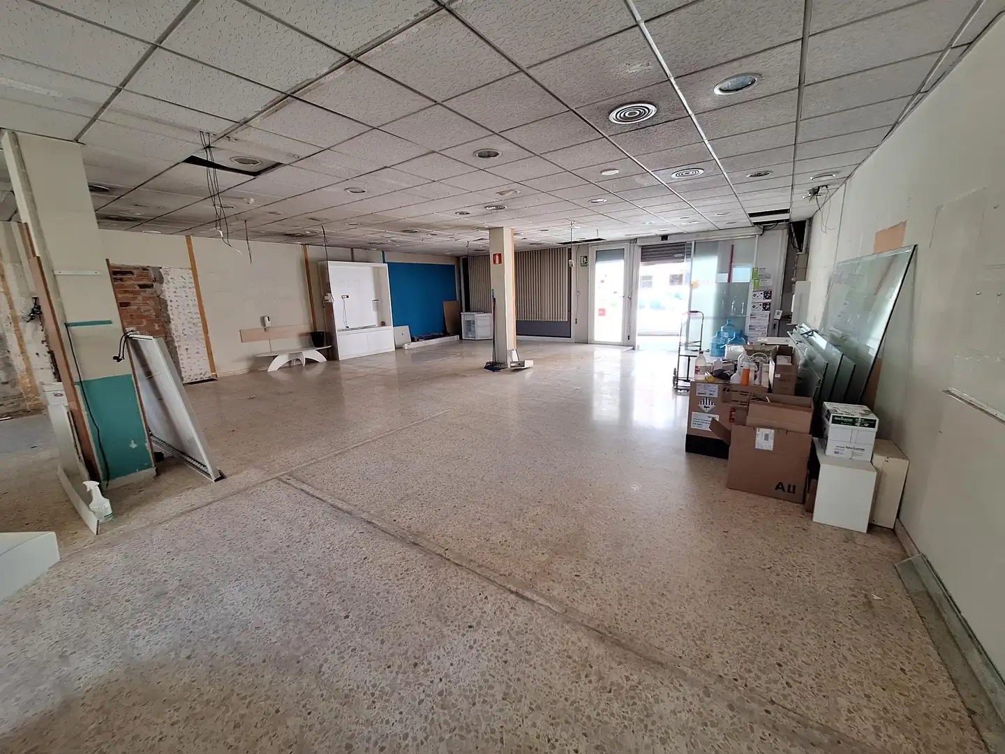 LOCAL COMERCIAL EN ZONA DE PAS, imatge 3