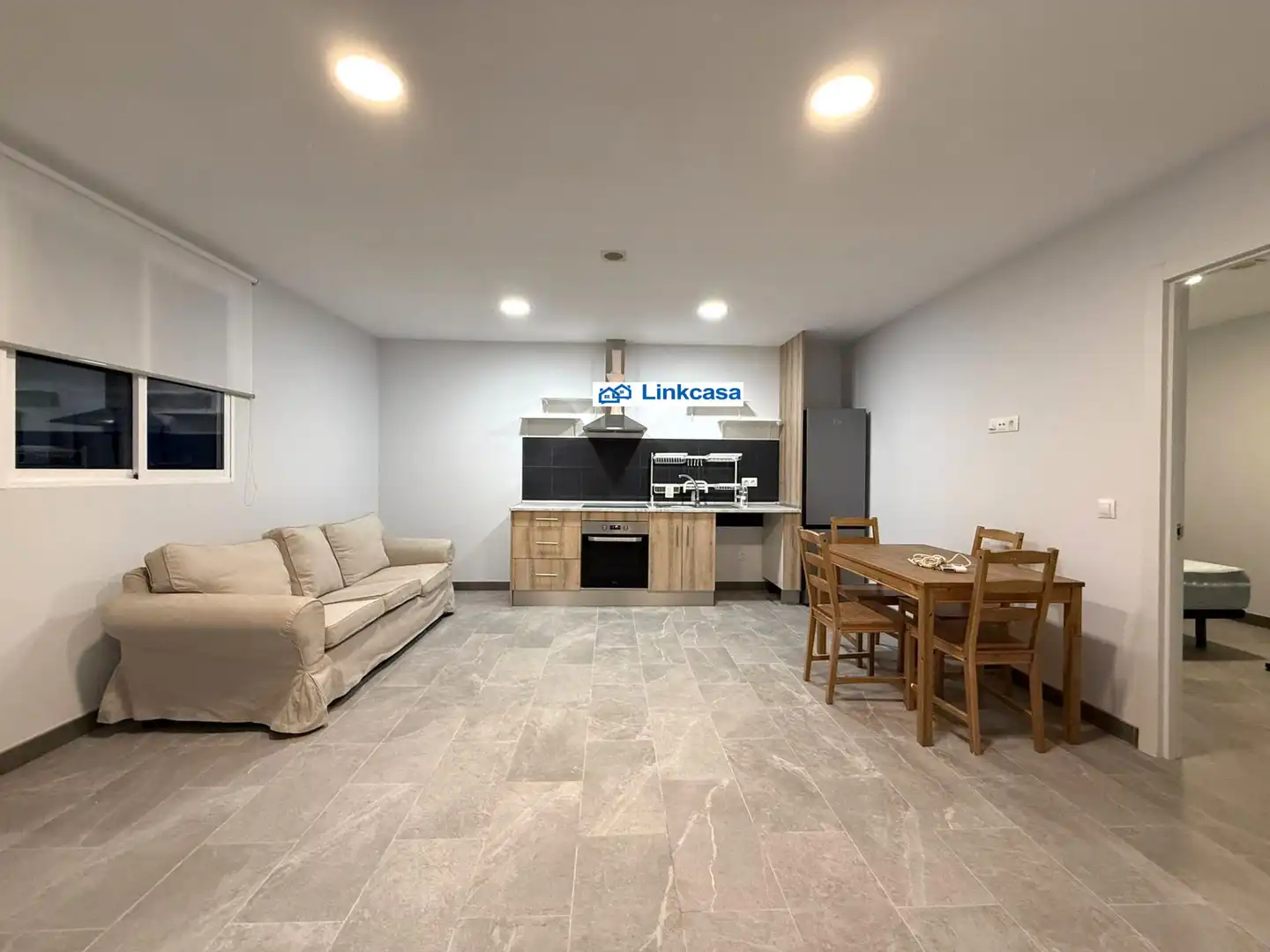 Local comercial en venda a Calle PETIRROJO