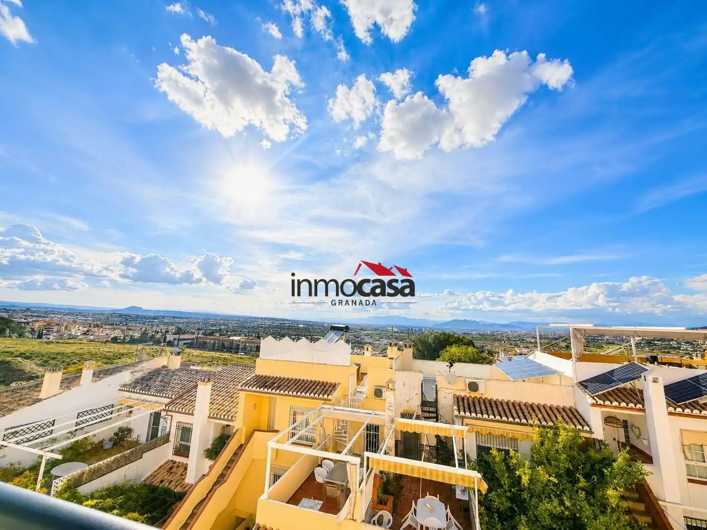 Vista exterior de Casa adosada en venda en Cájar