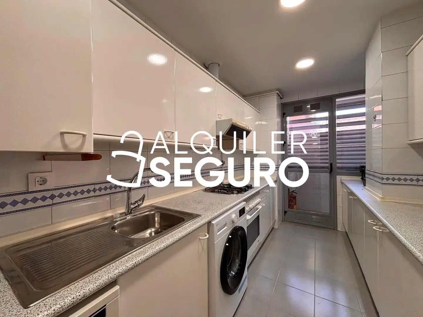 Cocina de Piso de alquiler en Madrid con Aire acondicionado y Calefacción