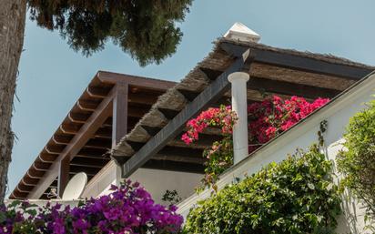 Exterior view of Attic for sale in Estepona  with Terrace and Balcony