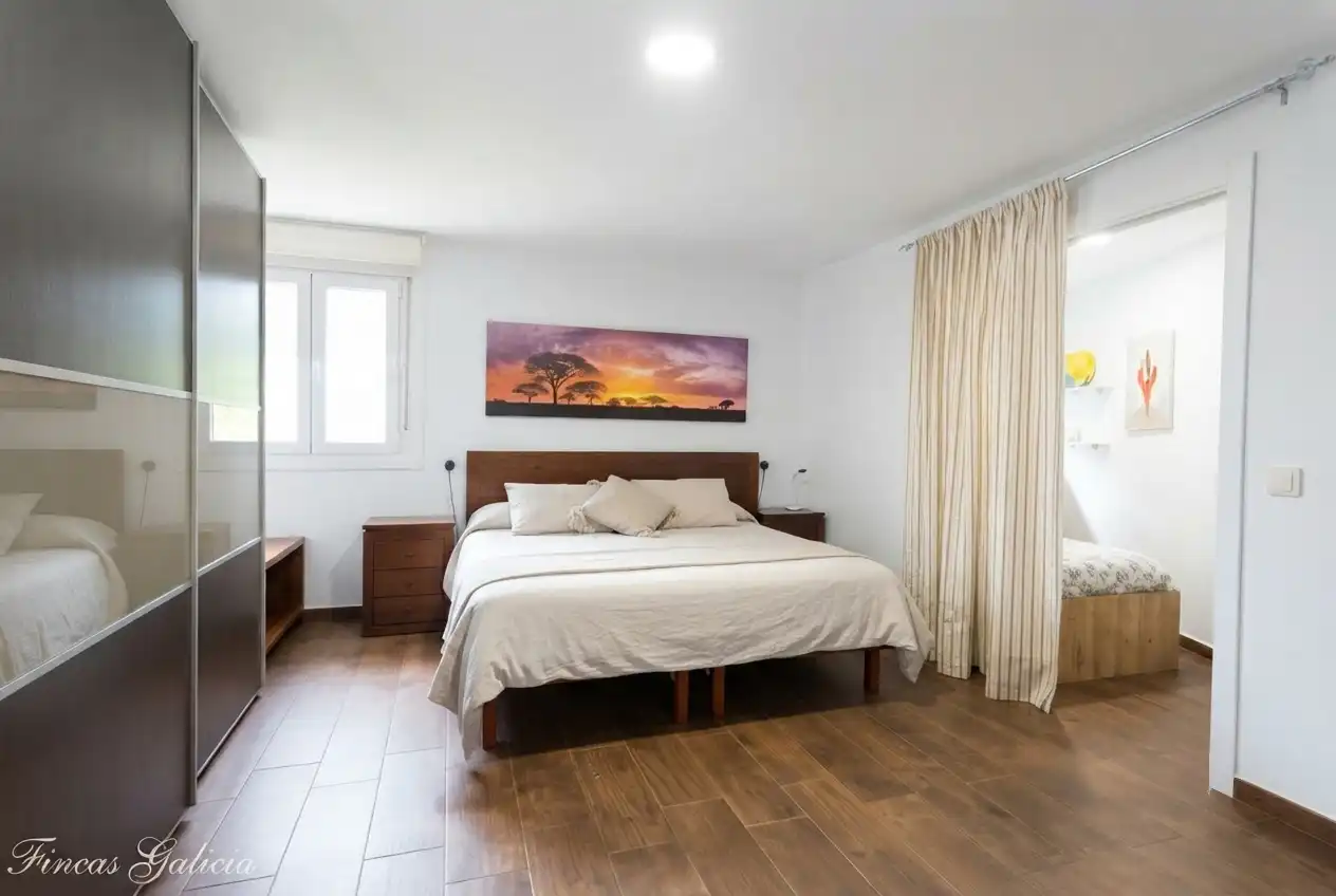 Dormitori de Casa o xalet en venda en Monterrei amb Aire condicionat, Calefacció i Jardí privat