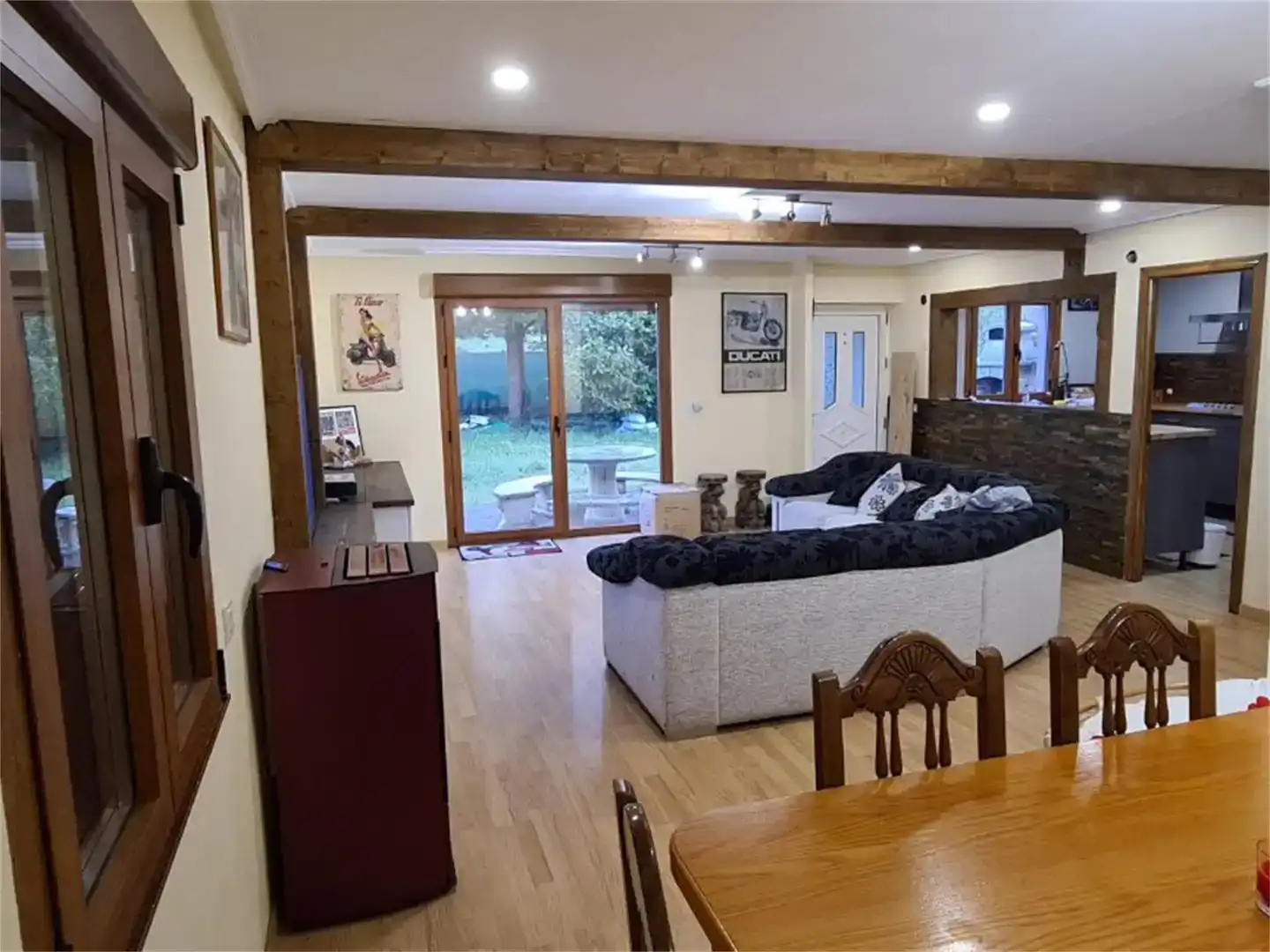 Sala d'estar de Planta baixa en venda en Castro Caldelas amb Jardí privat, Parquet i Traster