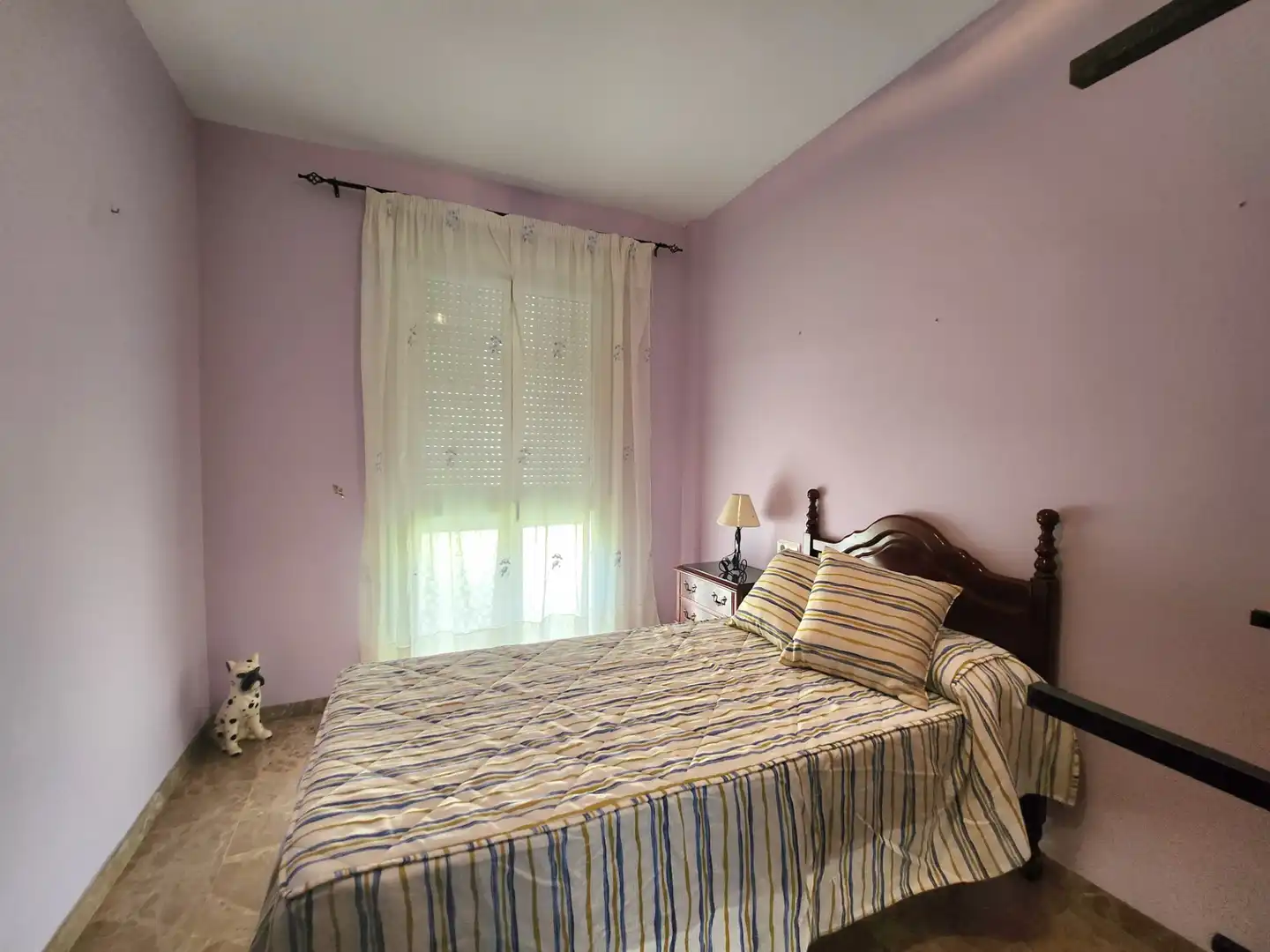 Schlafzimmer von Einfamilien-Reihenhaus zum Verkauf in Alcalá de Guadaira mit Klimaanlage, Terrasse und Abstellraum