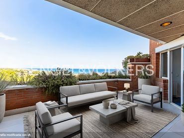 Maisonette mit Balkon zum Verkauf in Les Botigues de Sitges