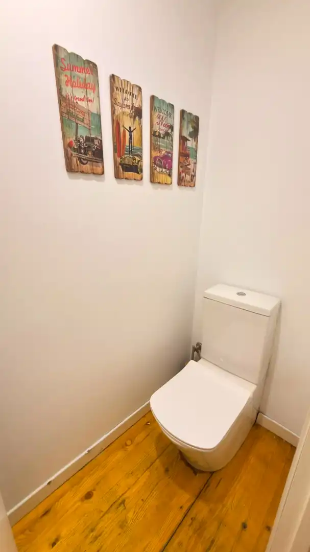 Bathroom of Apartments for rent in Granada  with Air Conditioner, Furnished and Washing machine