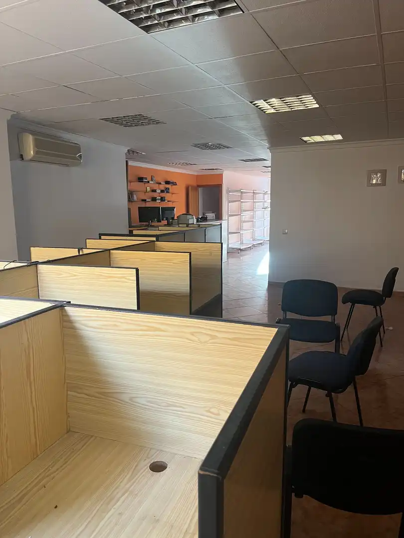 Local comercial de lloguer a Albox, imagen 3