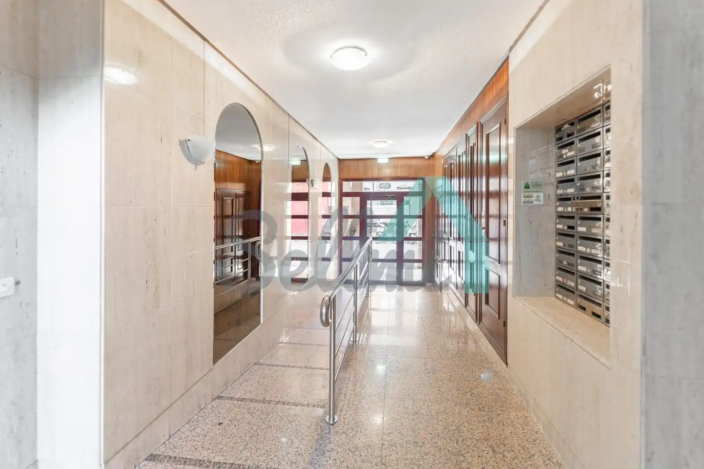 Maisonette zur Miete in Oviedo  mit Heizung, Parkett und Terrasse