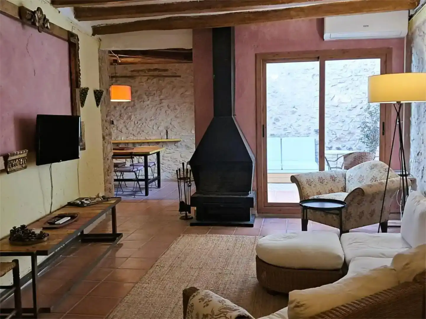 Sala de estar de Casa adosada en venta en Barberà de la Conca con Aire acondicionado, Trastero y Amueblado