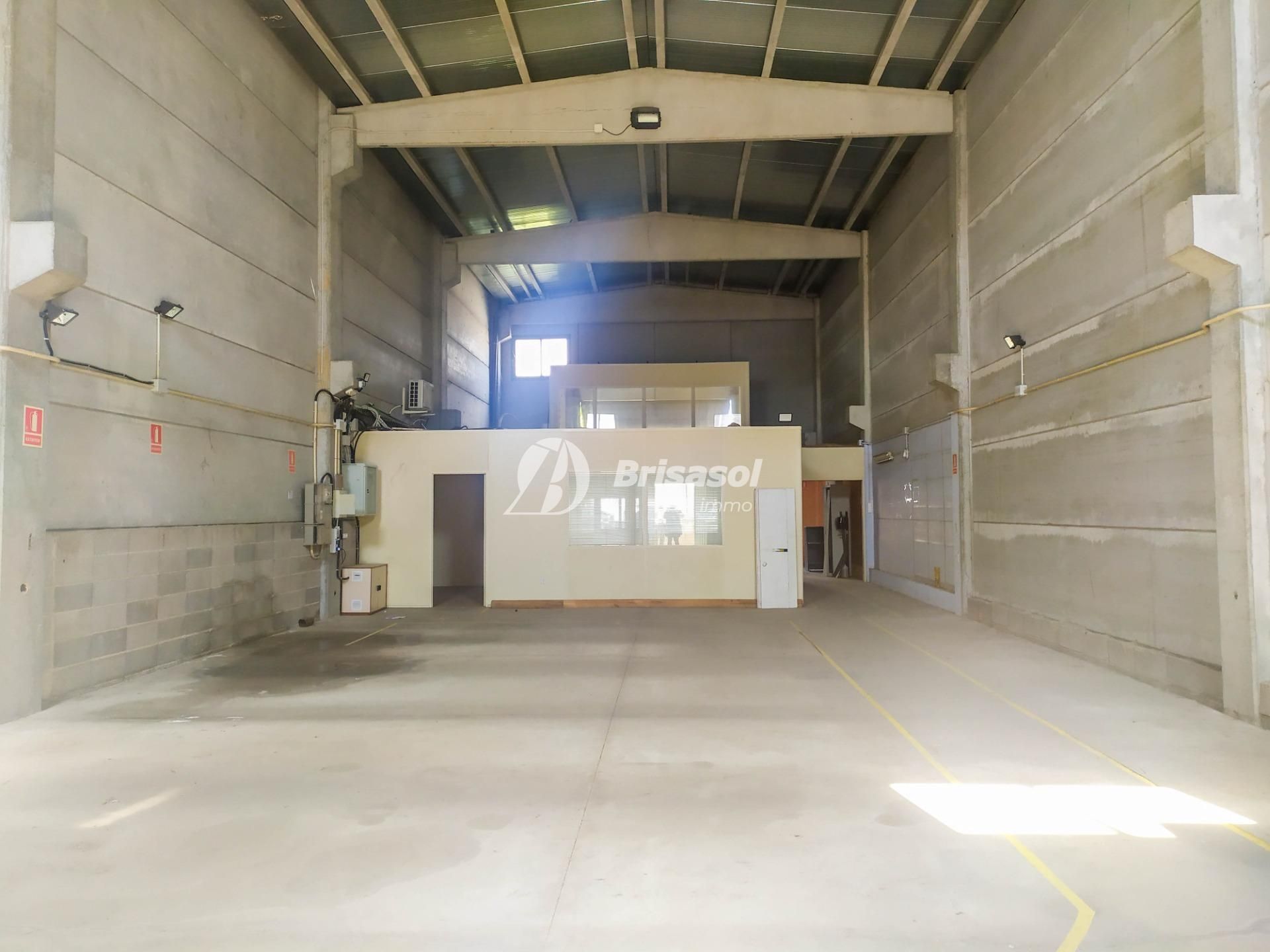 Nau industrial de lloguer en  Tarragona Capital