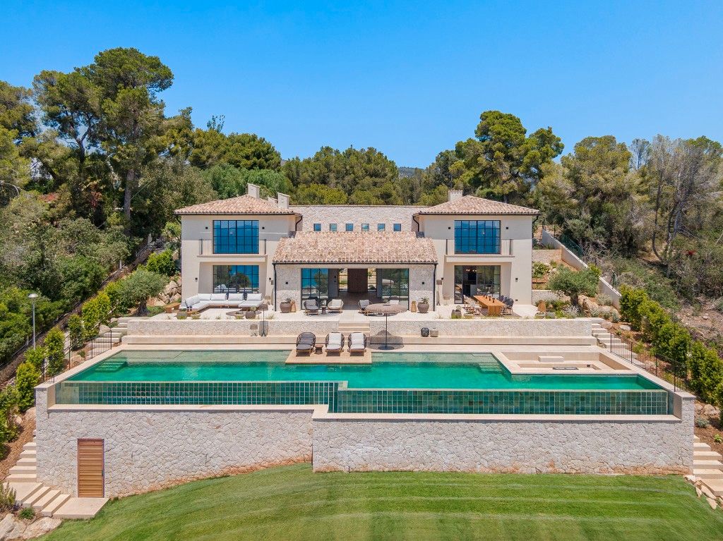 Exterior view of House or chalet for sale in Calvià  with Air Conditioner, Heating and Private garden