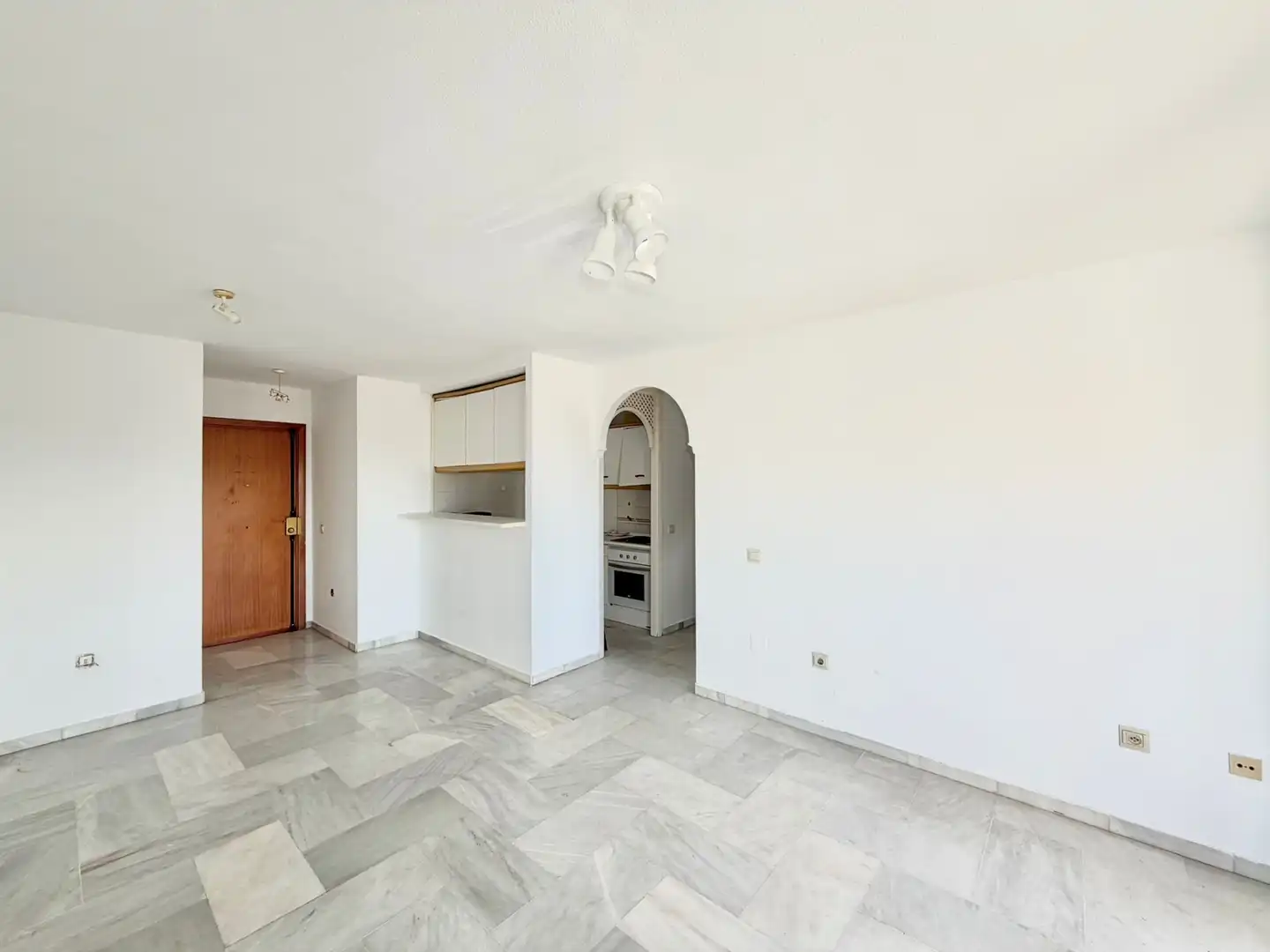 Flat for sale in Benalmádena  with Community pool