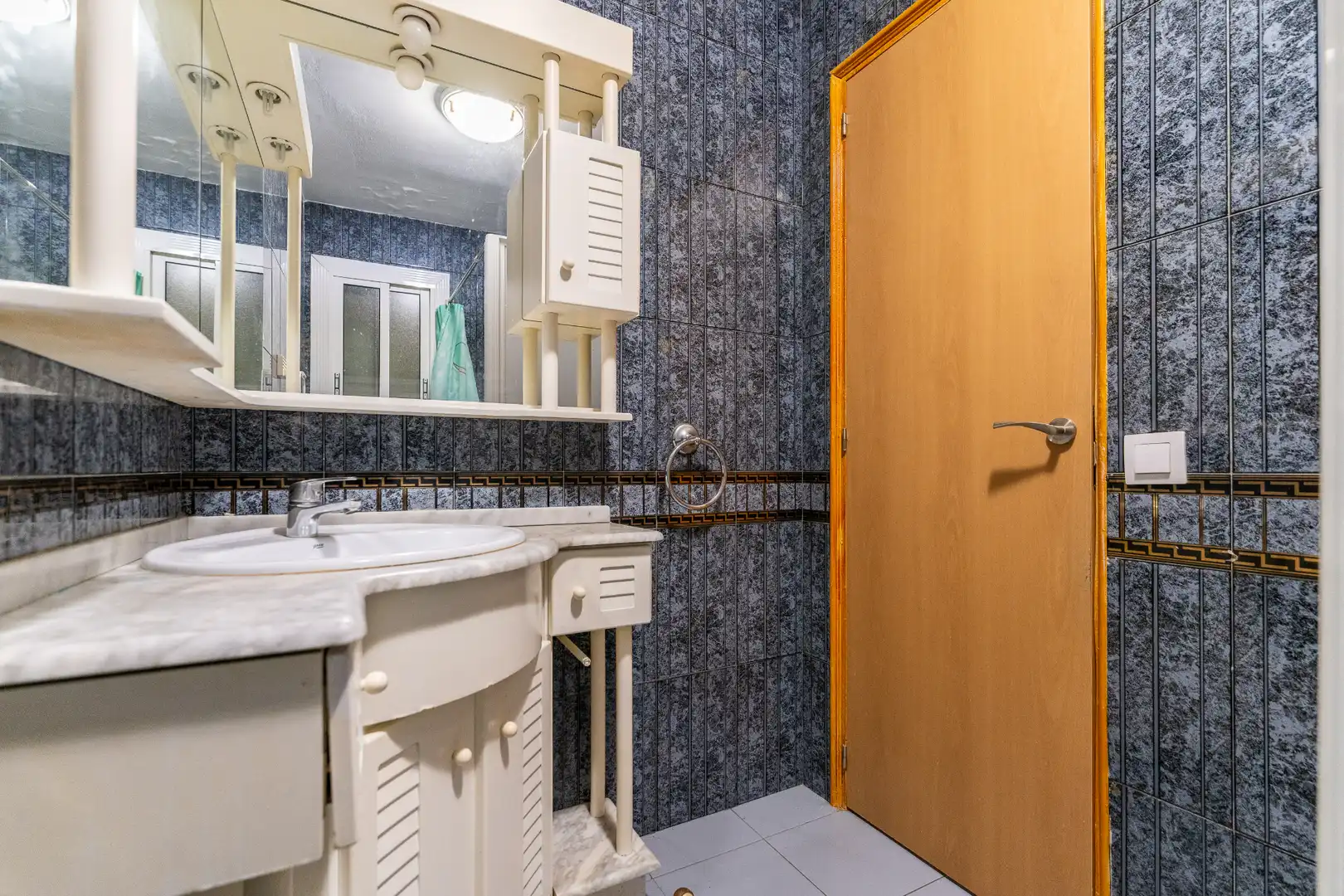 Baño de Piso en venta en Mestral 
