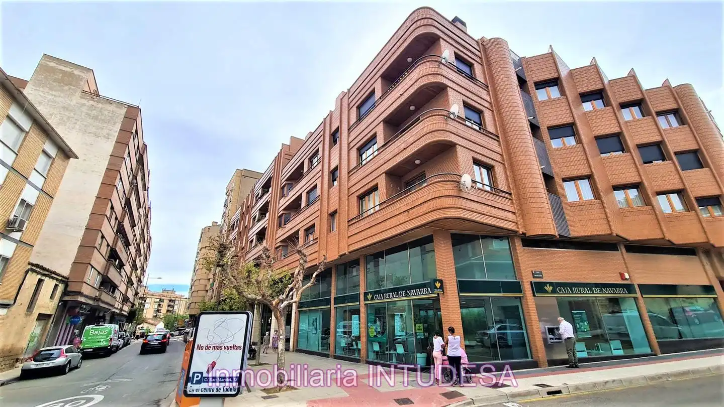 Flat for rent in Mauleón, Centro