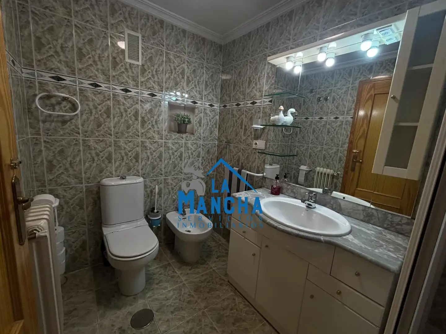 Bany de Pis en venda en El Pilar