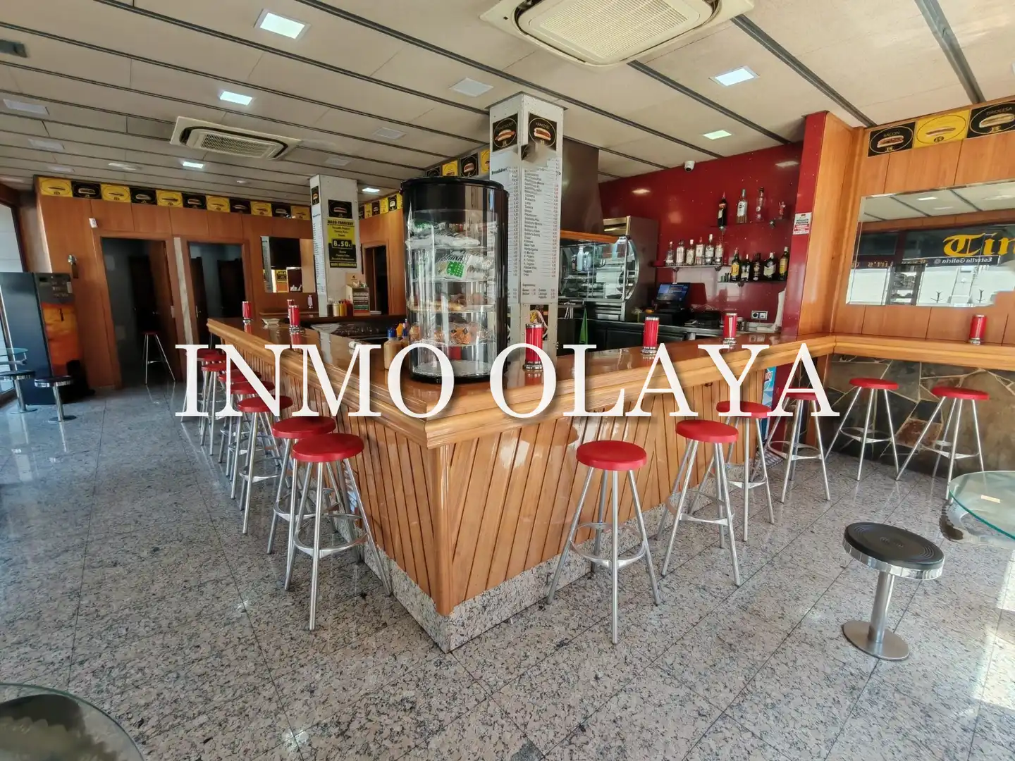 Locale commerciale in cessione a Centre