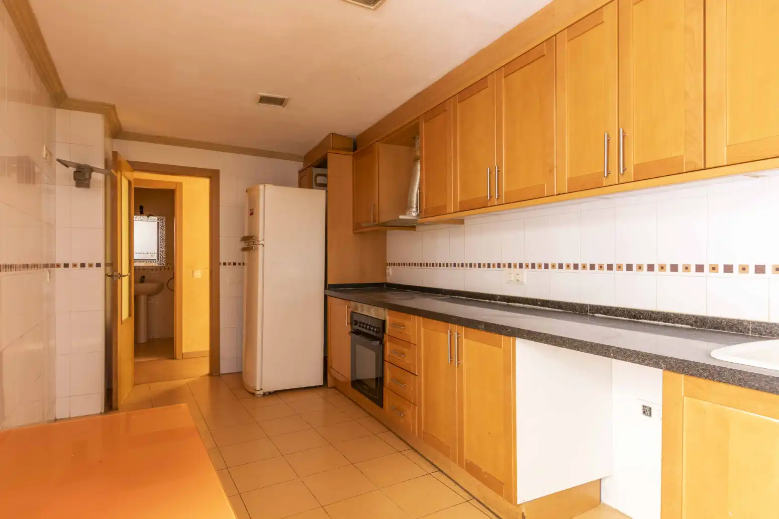 Cocina de Piso en venta en Sagunto / Sagunt con Terraza y Balcón