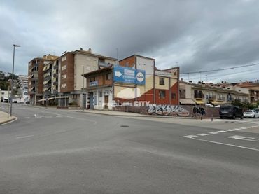 Mixed residential for sale in Calle Montecarlo 16