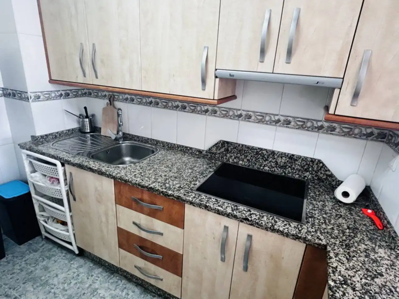 Cocina de Apartamento de alquiler en Almuñécar con Aire acondicionado, Terraza y Amueblado