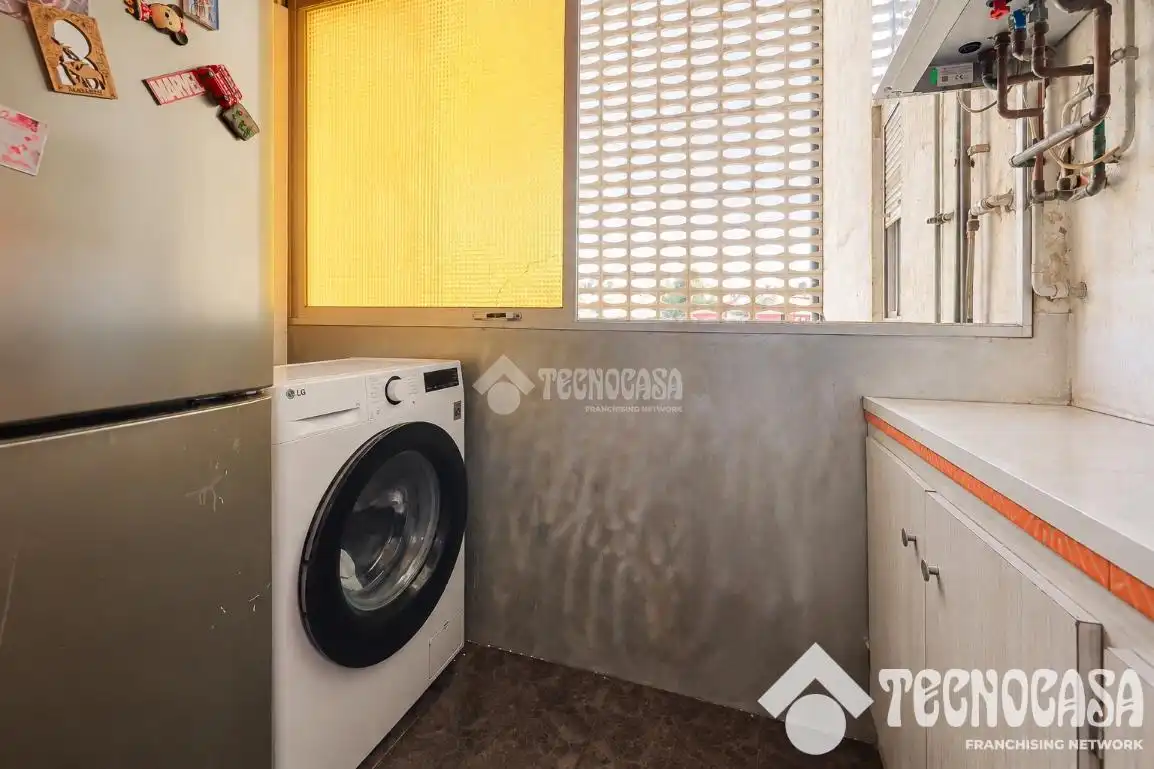 Küche von Wohnung zum Verkauf in Sud