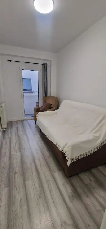 Bedroom of Flat for sale in Zaragoza  with Heating, Terrace and Furnished