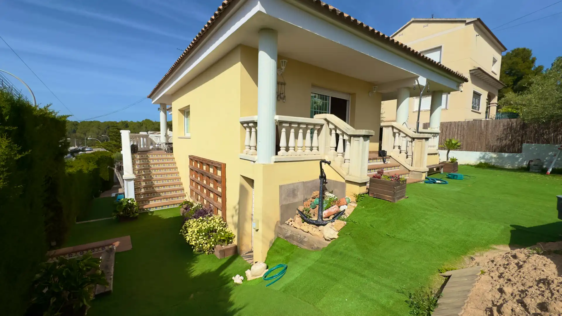 Vista exterior de Casa o chalet en venta en El Vendrell con Aire acondicionado, Calefacción y Jardín privado