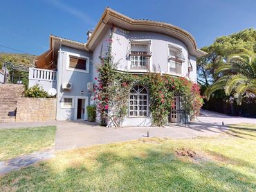 Chalet con piscina en venta en Periurbano Oeste - Sierra
