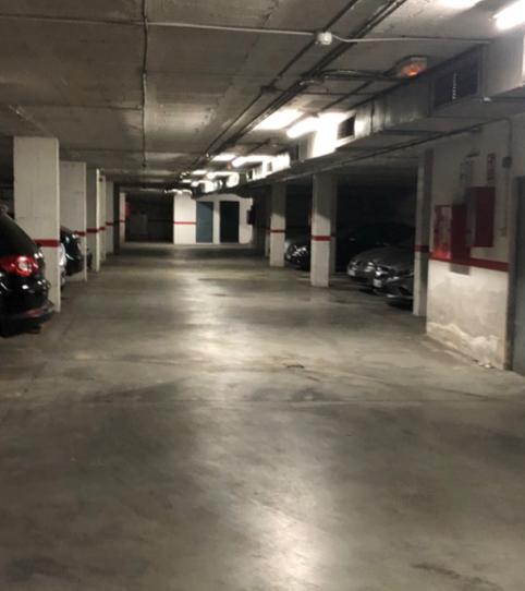 Foto 2 de Garaje en venta en Calle Abeto, 3, Los Árboles, Mijas