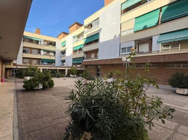 Flat with lift for sale in Calle del Doctor Vallejo