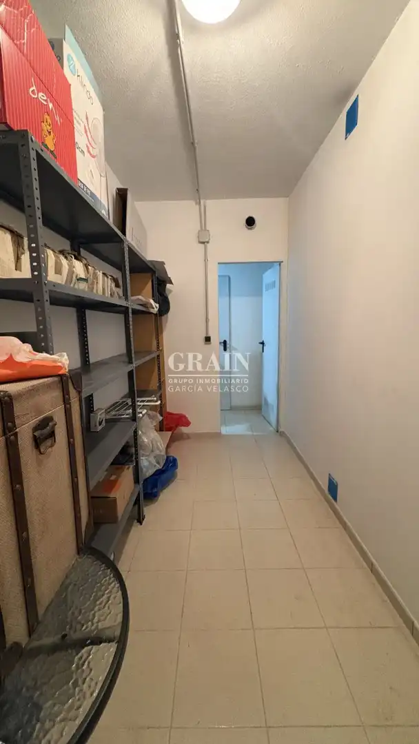 Piso en venta en Albacete con Calefacción, Trastero y Piscina