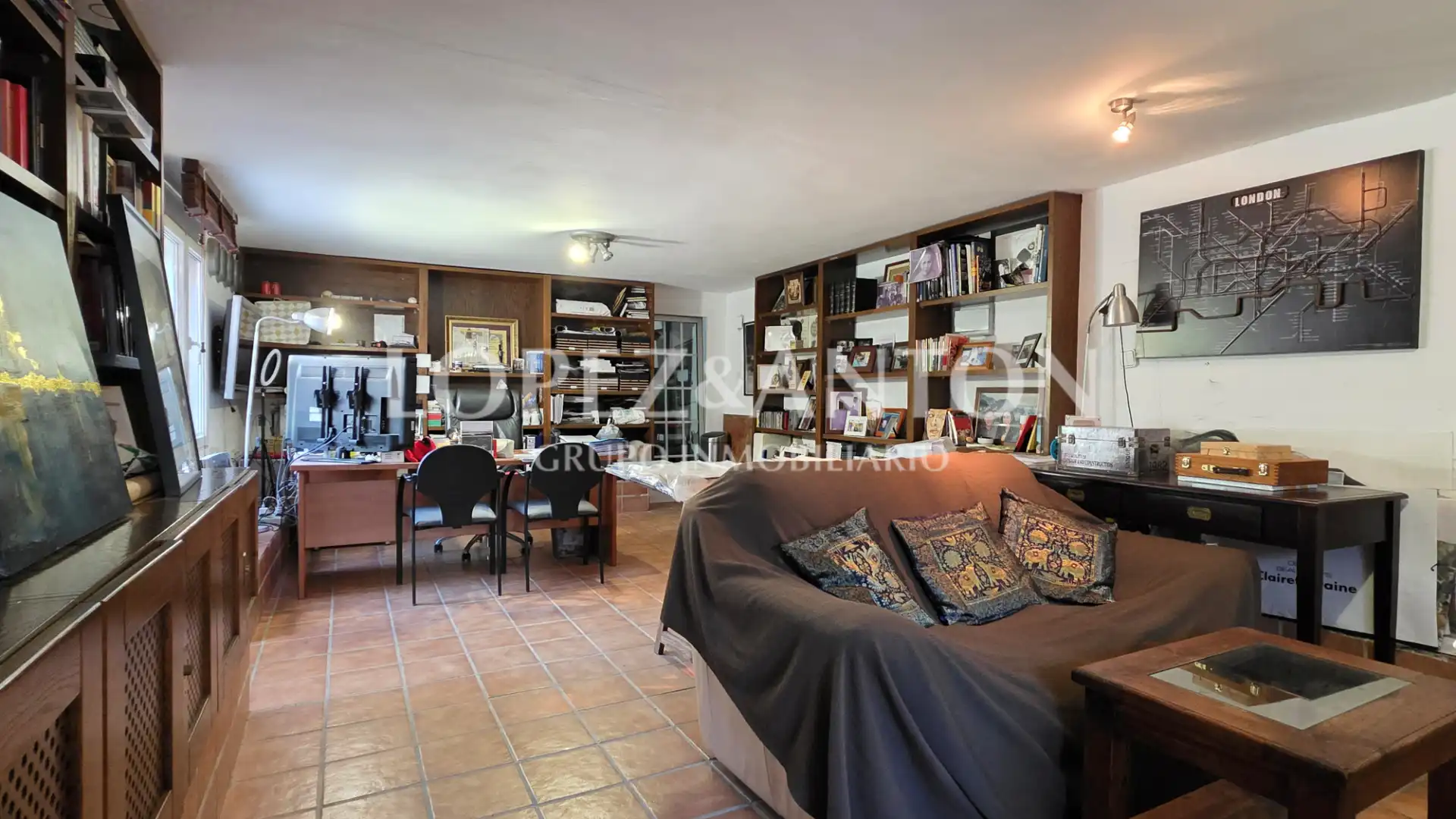Casa o chalet en venta en L'Eliana con Calefacción, Jardín privado y Parquet