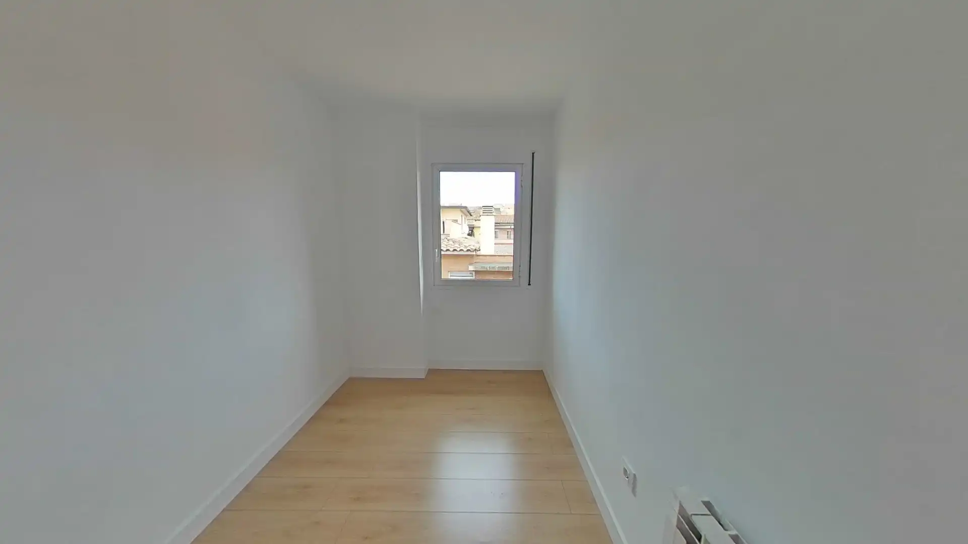 Habitación de Piso en venta en Girona con Calefacción y Parquet
