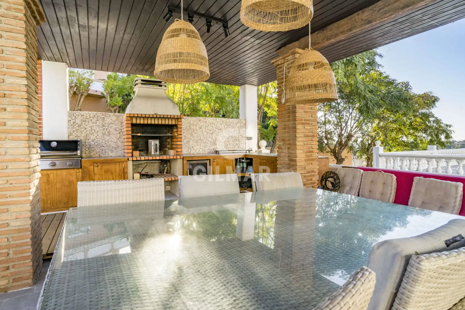 Terrassa de Casa o xalet en venda en Estepona amb Jardí privat i Piscina