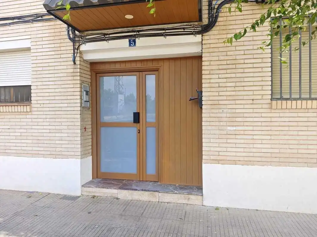 Flat for sale in Utebo  with Air Conditioner, Heating and Balcony