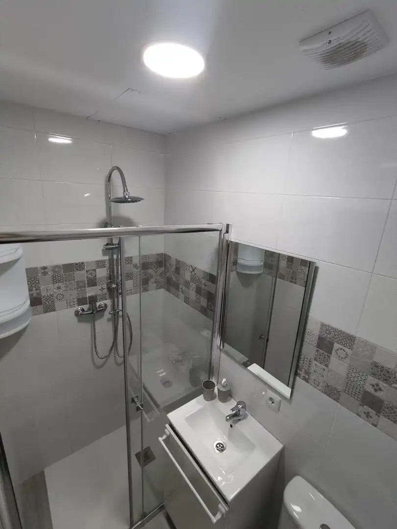 Baño de Estudio de alquiler en Xirivella con Amueblado