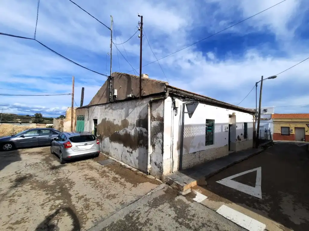 Vista exterior de Casa o xalet en venda en Orihuela