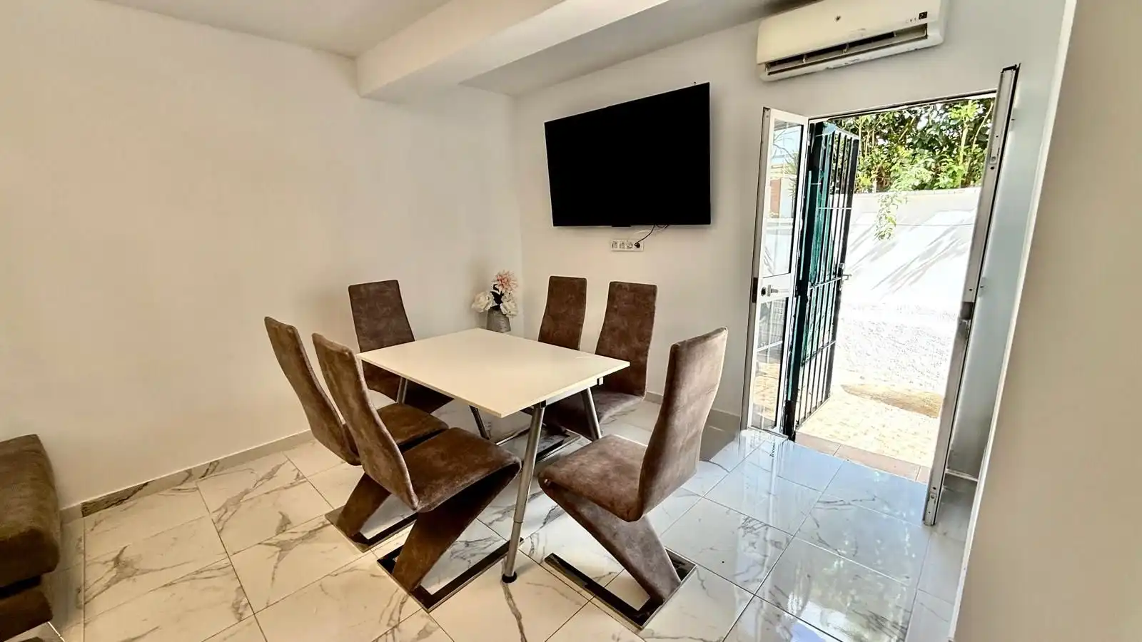 Comedor de Piso en venta en Benalmádena con Aire acondicionado y Terraza