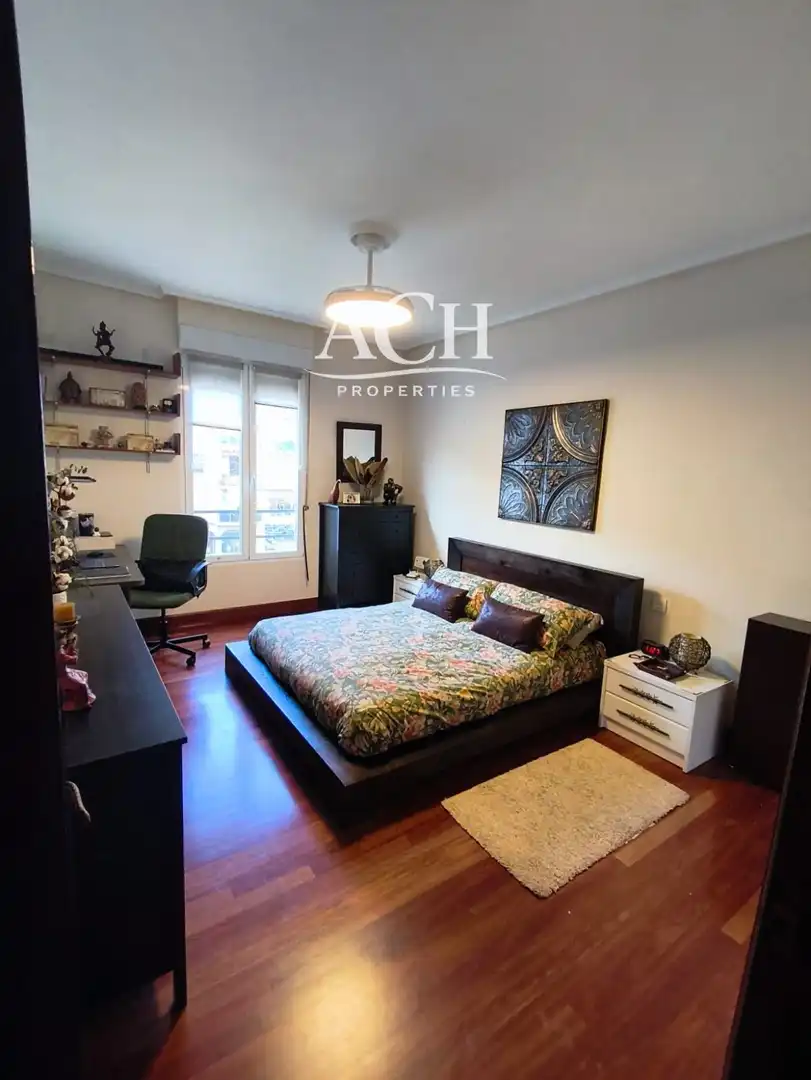 Habitación de Piso de alquiler en Bilbao  con Amueblado, Lavadora y TV