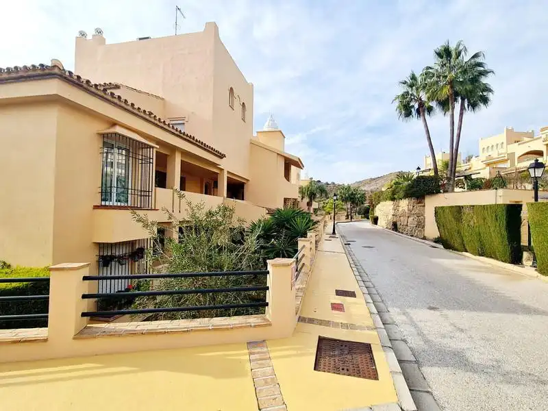 Apartamento con balcón en alquiler en Elviria - Cabopino, imagen 21