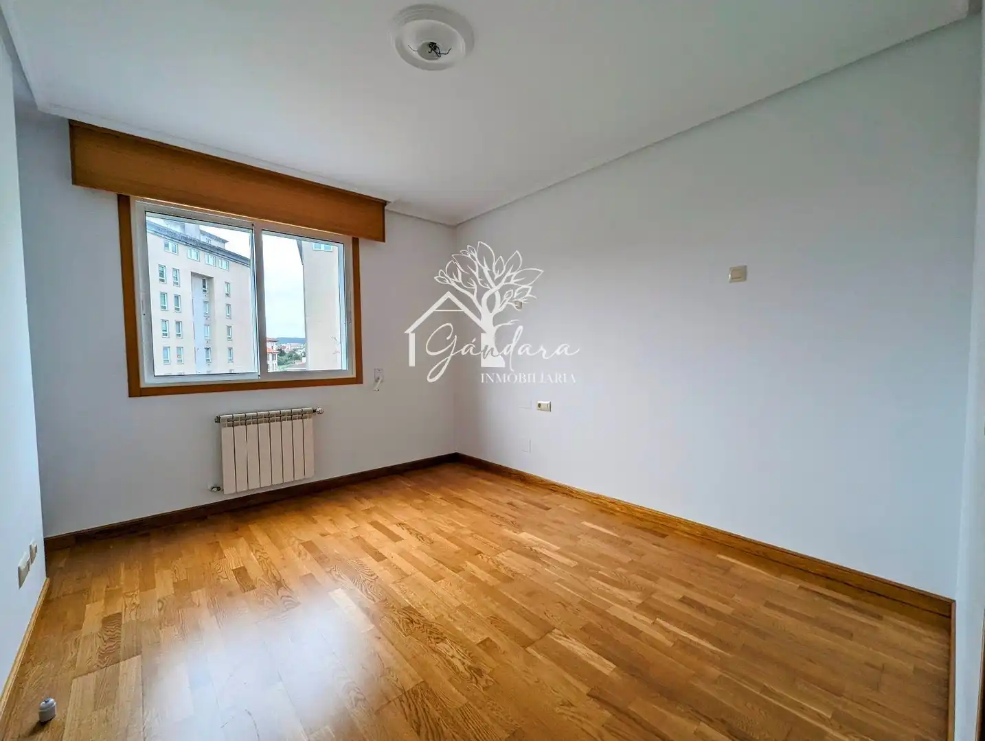 Bedroom of Flat for rent in Narón  with Heating, Parquet flooring and Terrace
