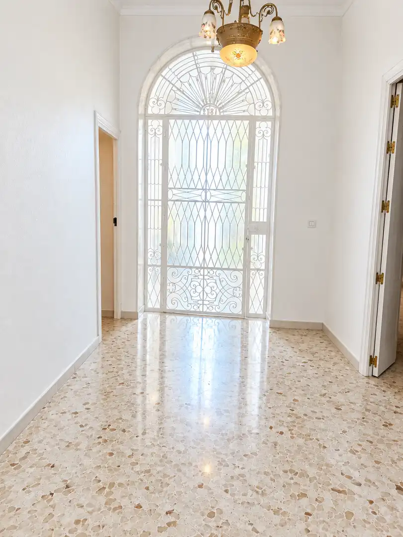 Houses for sale in Moguer