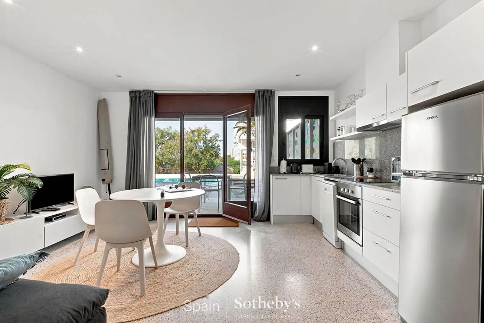 Cocina de Edificio en venta en Roses